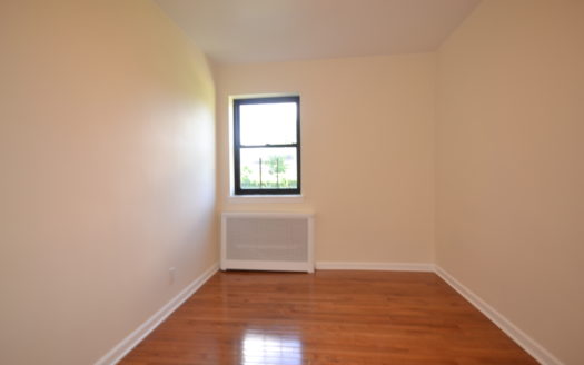 Deluxe 2 Bed @ $2,100!