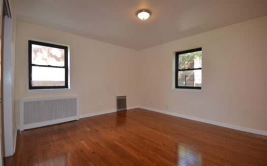 Deluxe 2 Bed @ $2,100!